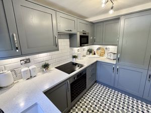 Photo 9- click for photo gallery